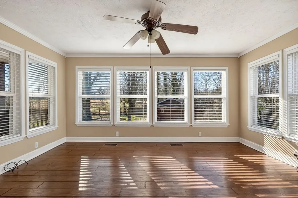 5568 Willow Oak Drive Baxter TN 38544