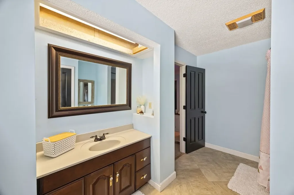 721 Valley Drive Livingston TN 38570