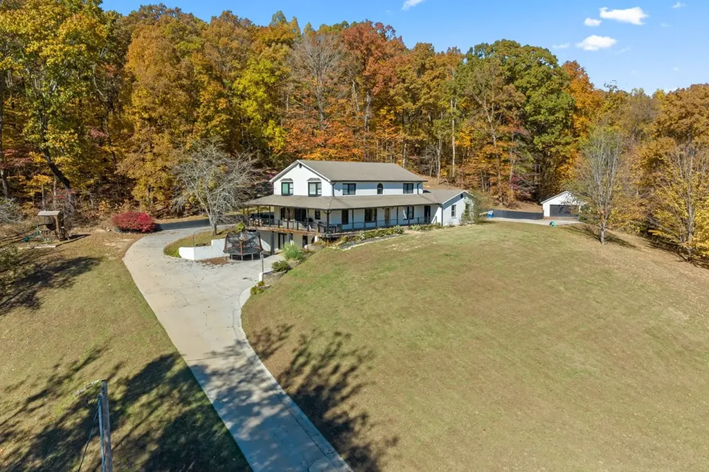 721 Valley Drive Livingston TN 38570