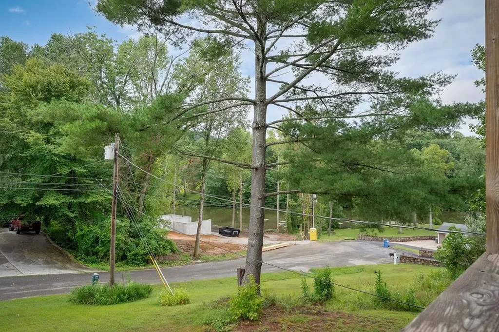 1940 Karen Circle Cookeville TN 38506