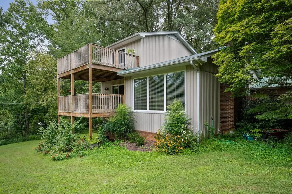 1940 Karen Circle Cookeville TN 38506