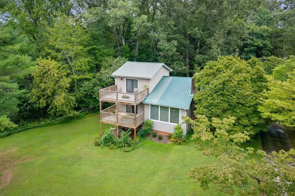 1940 Karen Circle Cookeville TN 38506