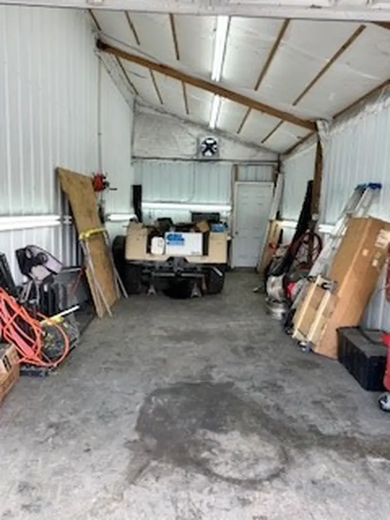 202 W 7th Street Livingston TN 38570