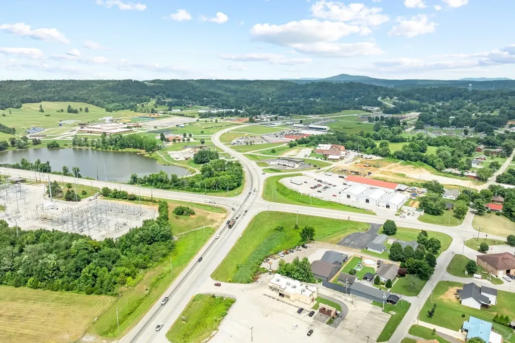 202 W 7th Street Livingston TN 38570