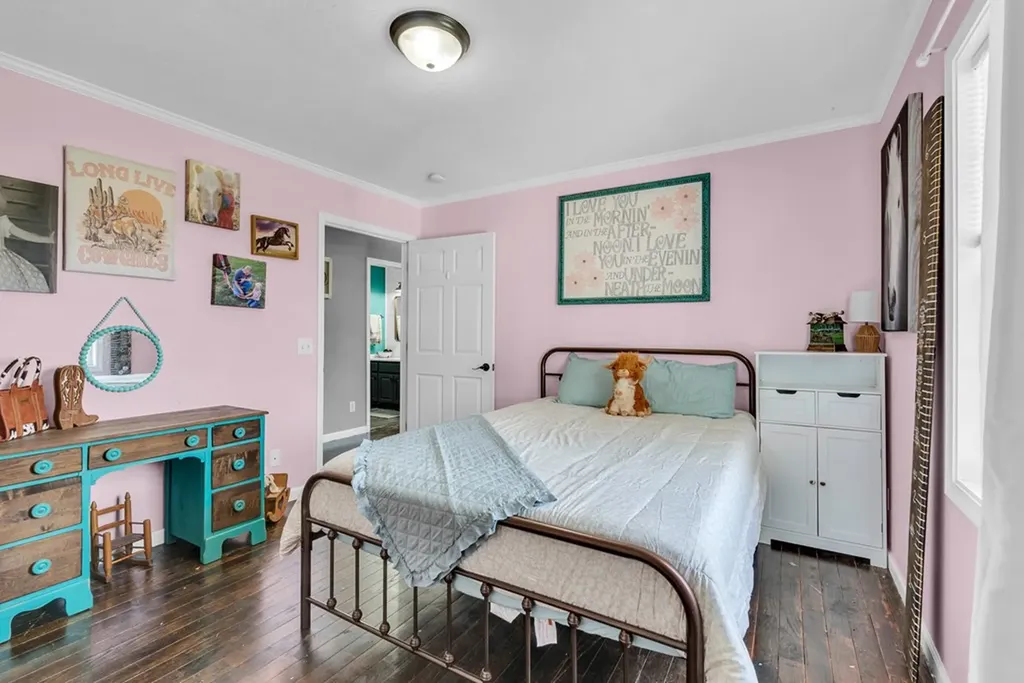 887 Ray Cemetery Road Sparta TN 38583