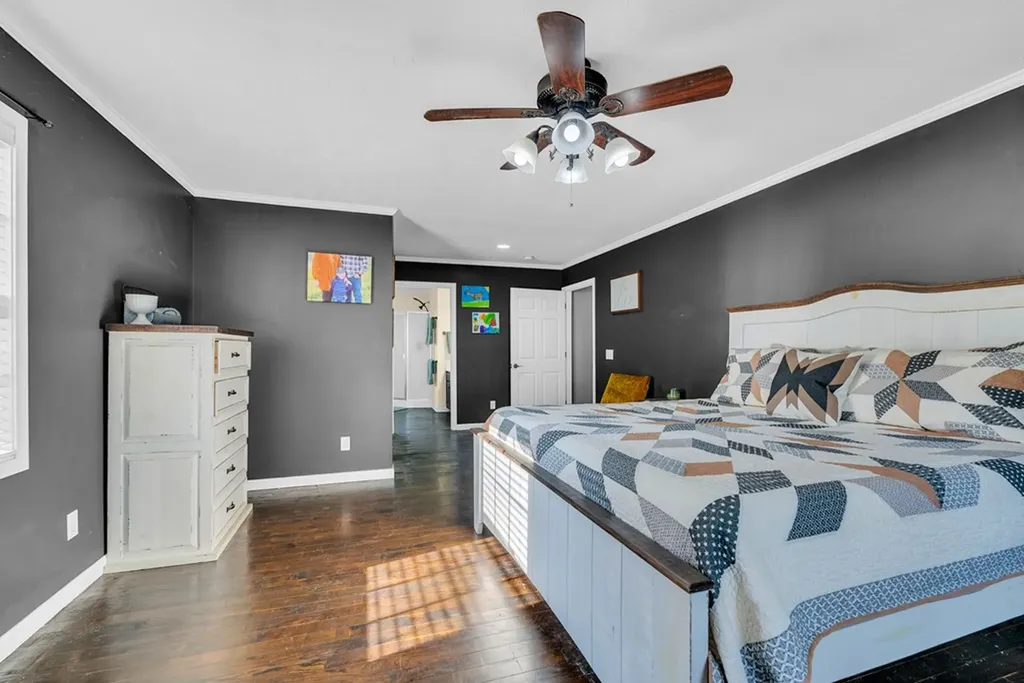 887 Ray Cemetery Road Sparta TN 38583