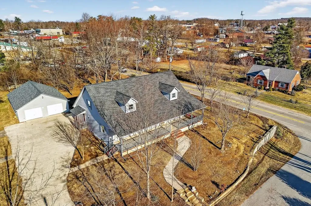 503 505 S 503 S Pine Street Monterey TN 38574