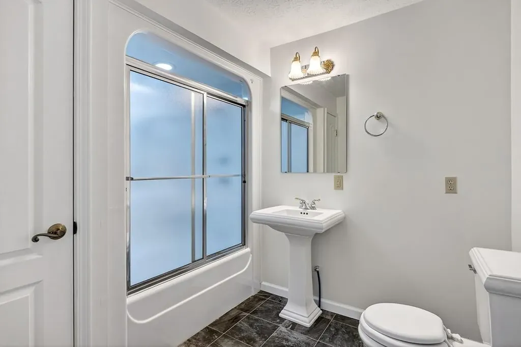 503 505 S 503 S Pine Street Monterey TN 38574