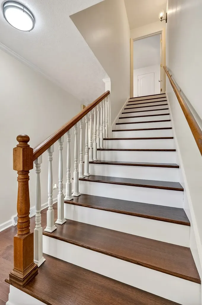 503 505 S 503 S Pine Street Monterey TN 38574