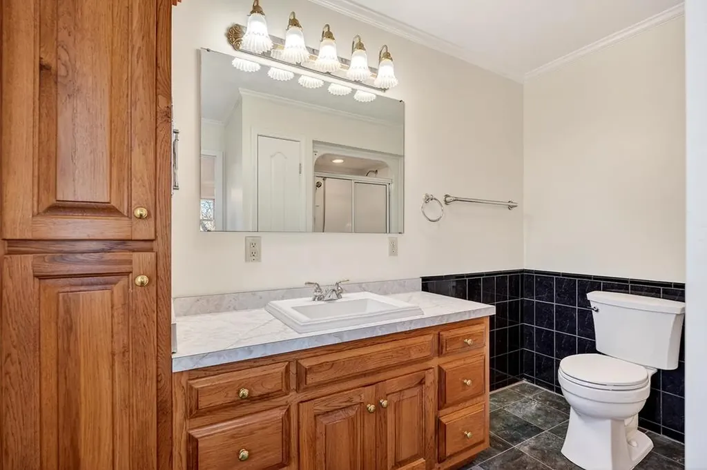 503 505 S 503 S Pine Street Monterey TN 38574