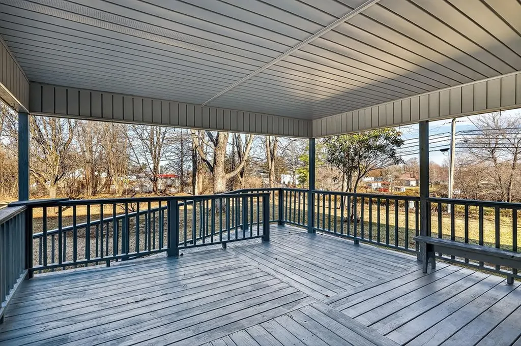 503 505 S 503 S Pine Street Monterey TN 38574