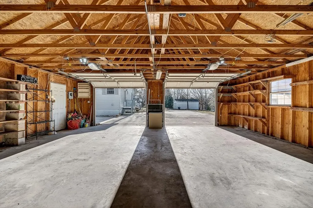 503 505 S 503 S Pine Street Monterey TN 38574