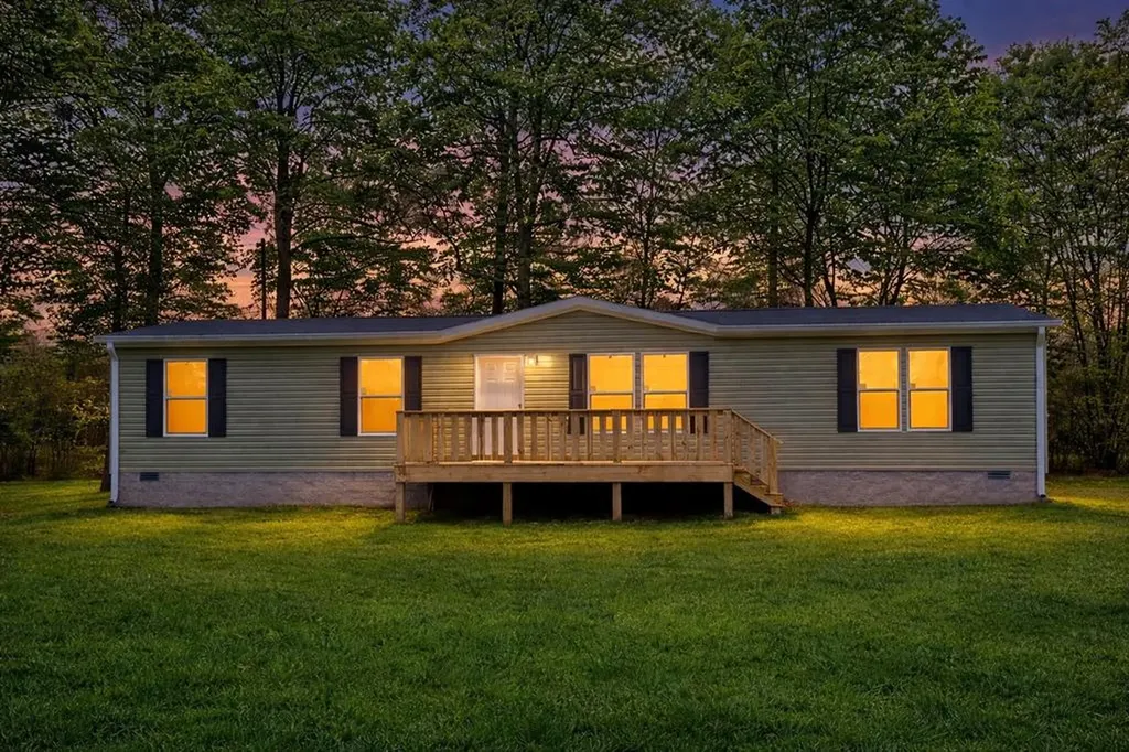 665 Camp Belle Air Road Sparta TN 38563