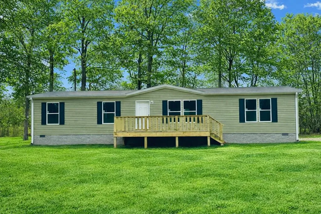 665 Camp Belle Air Road Sparta TN 38563