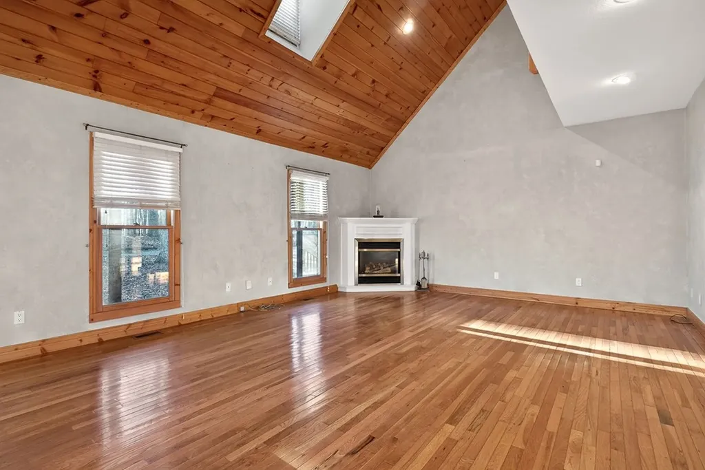 1011 Low Gap Road Sparta TN 38583