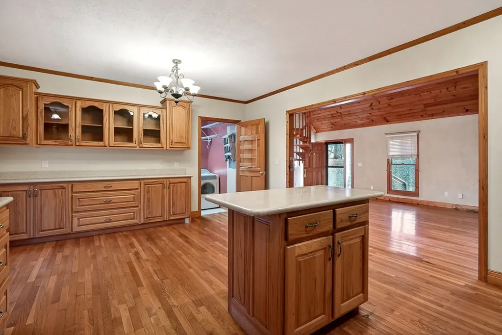 1011 Low Gap Road Sparta TN 38583