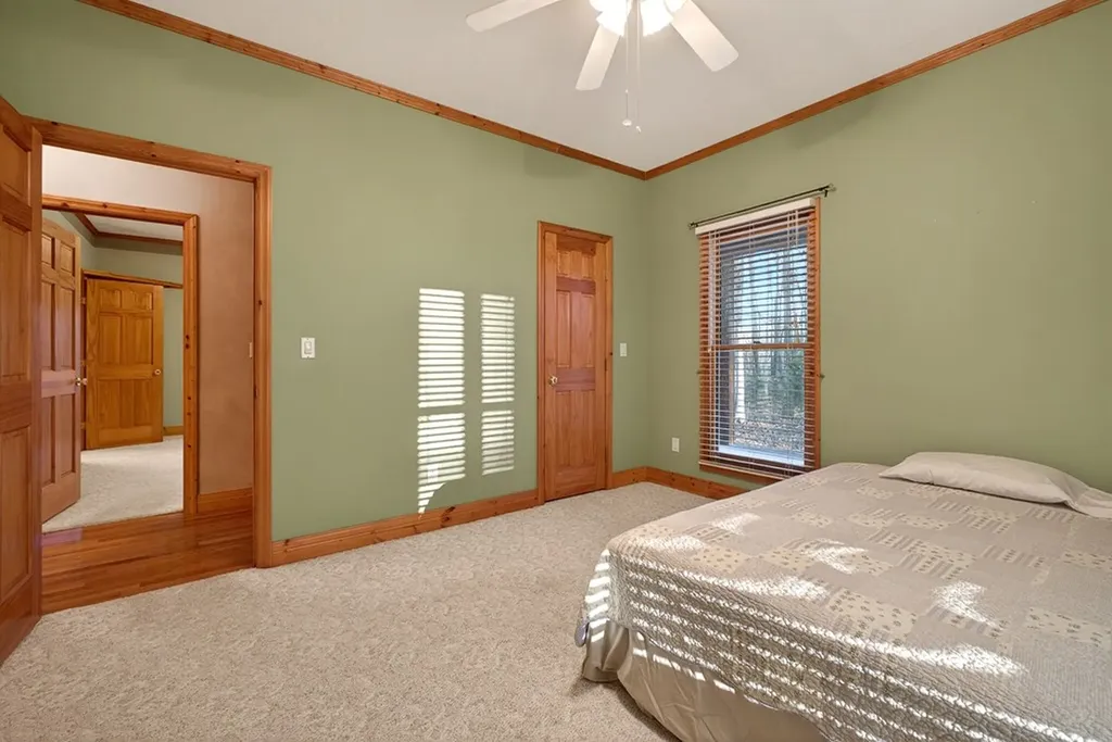 1011 Low Gap Road Sparta TN 38583