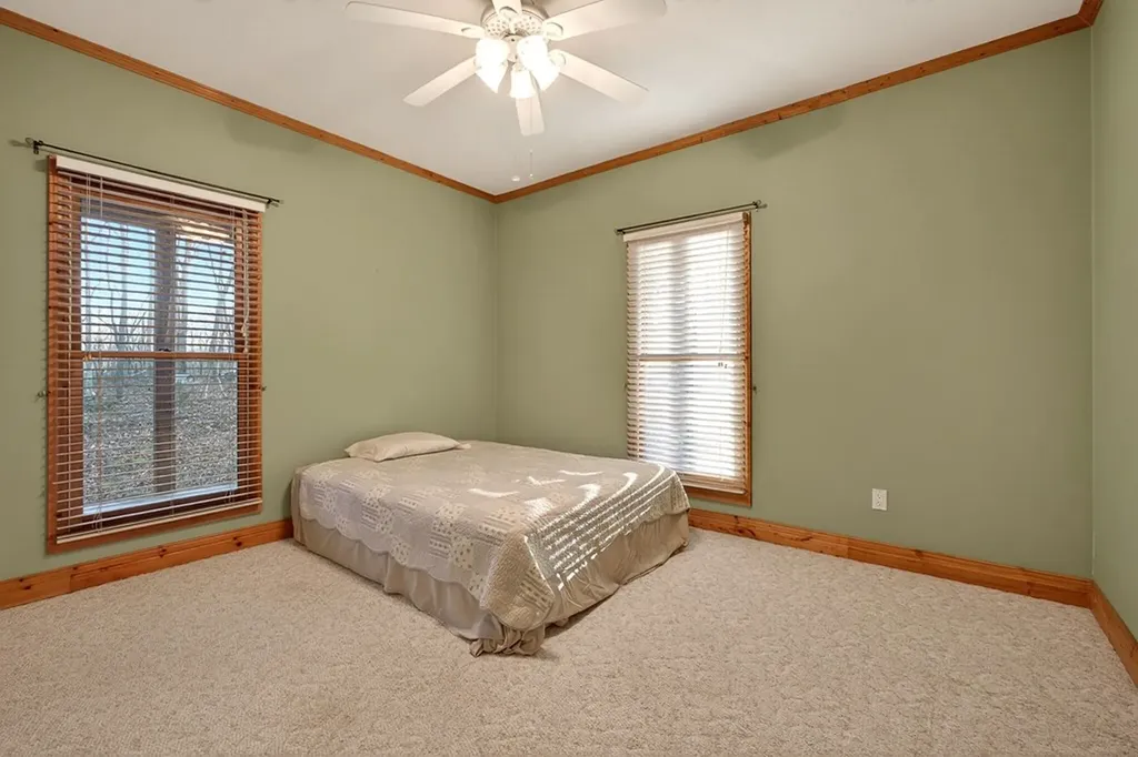 1011 Low Gap Road Sparta TN 38583