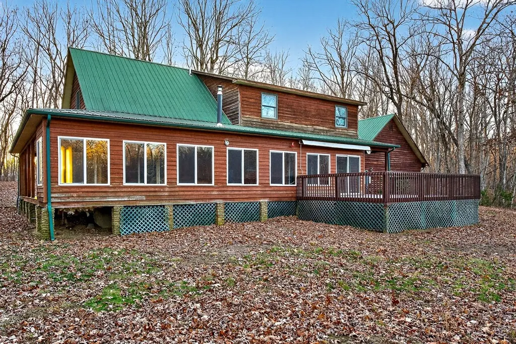 1011 Low Gap Road Sparta TN 38583