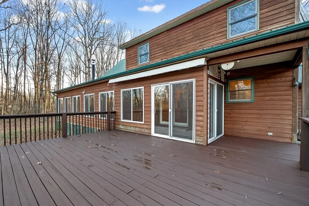 1011 Low Gap Road Sparta TN 38583