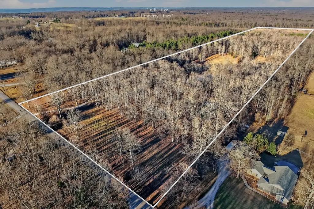 1011 Low Gap Road Sparta TN 38583