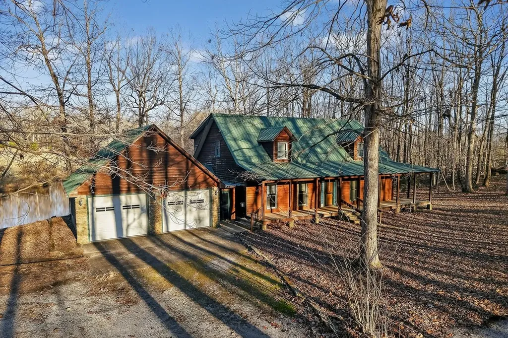 1011 Low Gap Road Sparta TN 38583