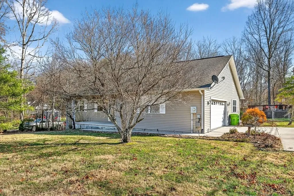 477 Lincolnshire Drive Crossville TN 38555