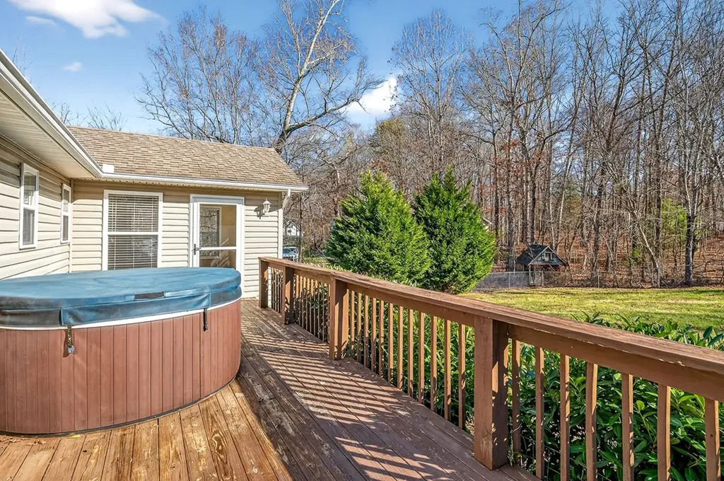 477 Lincolnshire Drive Crossville TN 38555