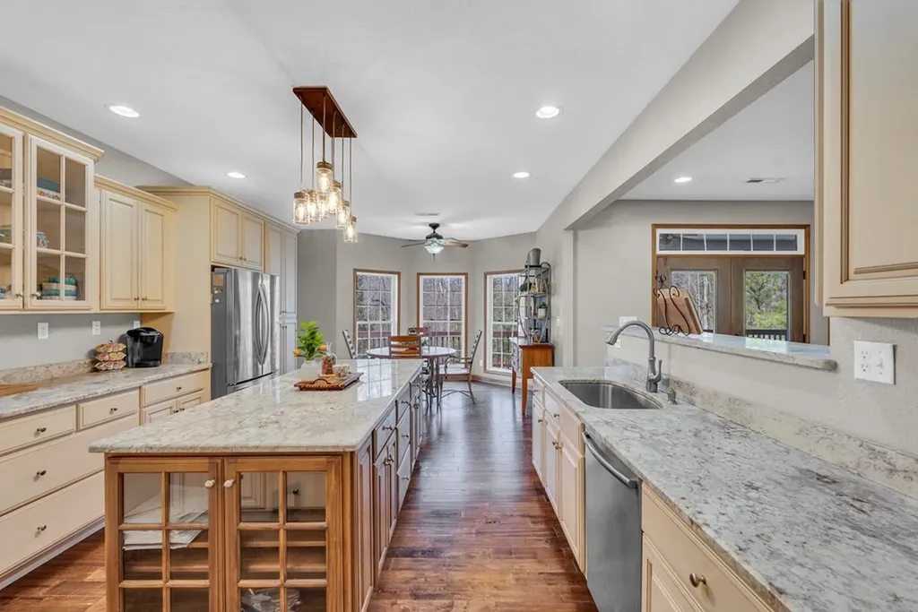 700 Falls Road Monterey TN 38574