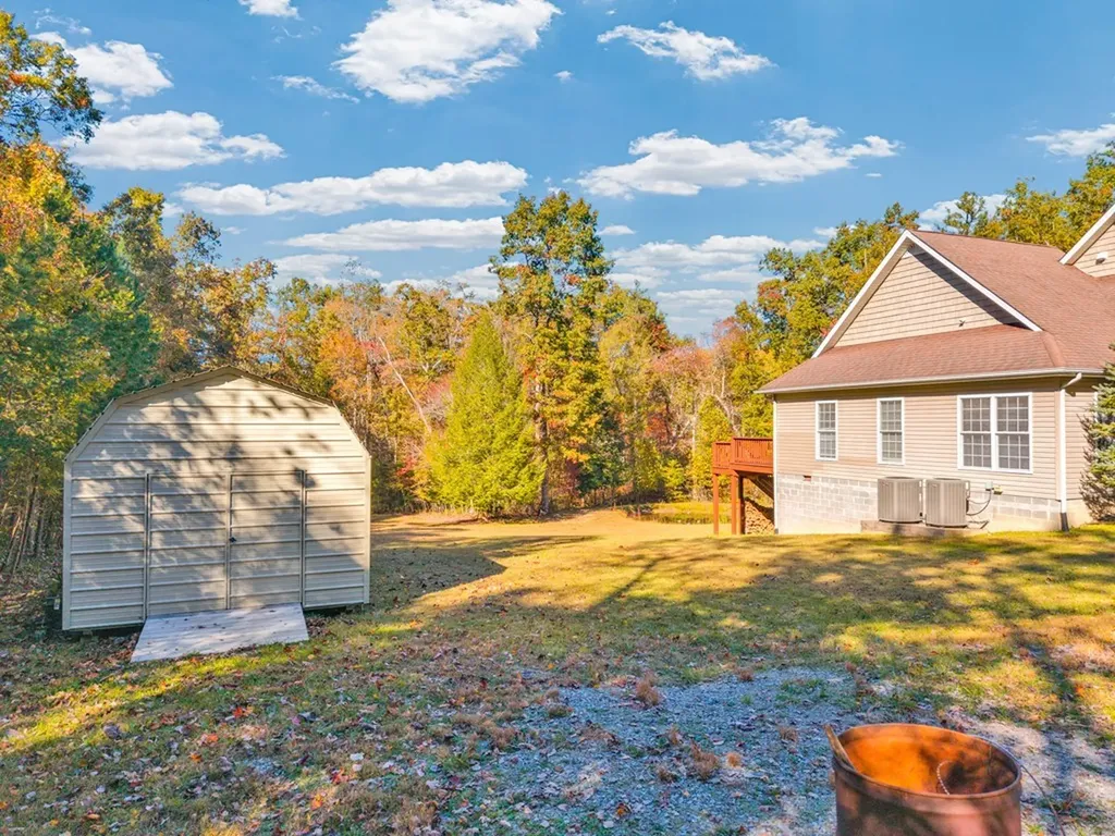 700 Falls Road Monterey TN 38574