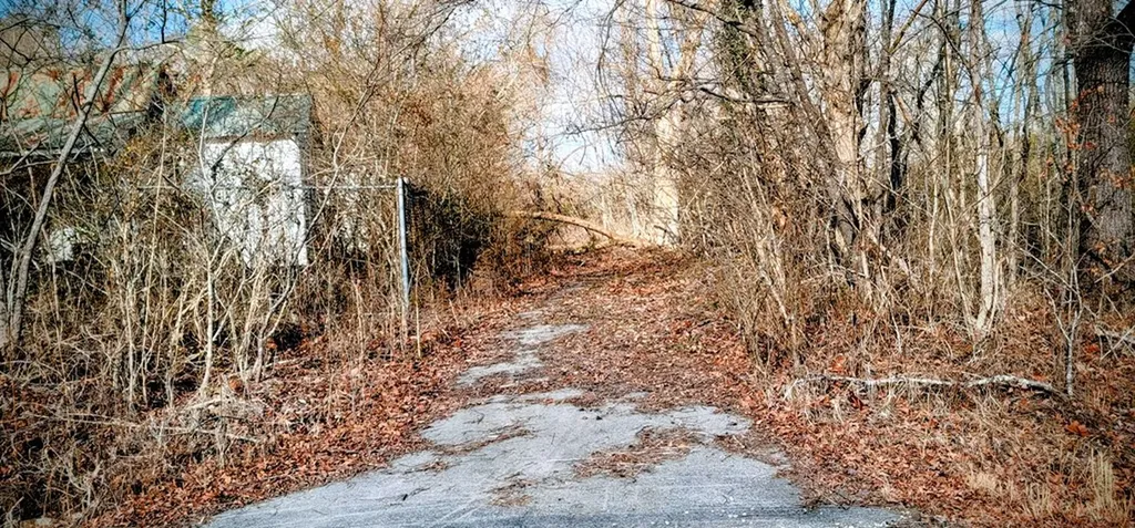 2323 College Street Spencer TN 38585