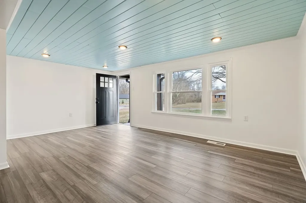 763 Smith Road Smithville TN 37166