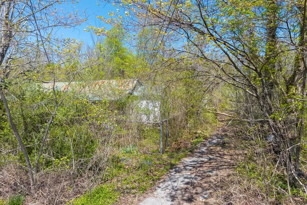 2323 College Spencer TN 38585