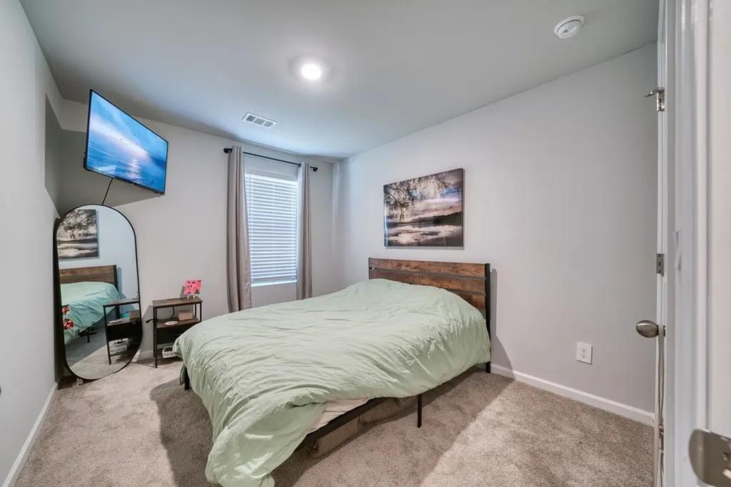 181 Dale Mires Baxter TN 38544
