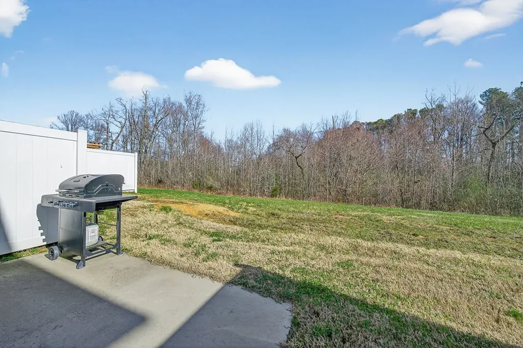 181 Dale Mires Baxter TN 38544