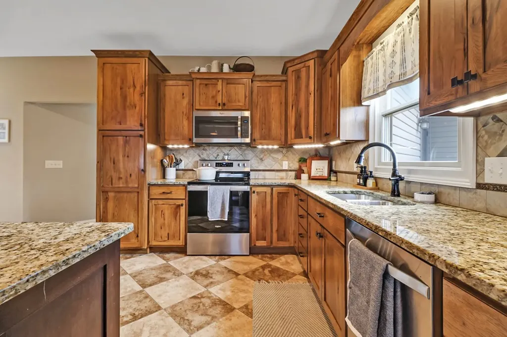 370 Randolph Road Crossville TN 38555