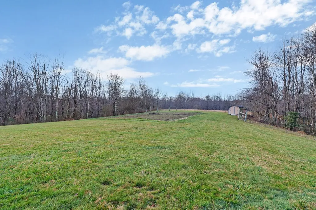 370 Randolph Road Crossville TN 38555