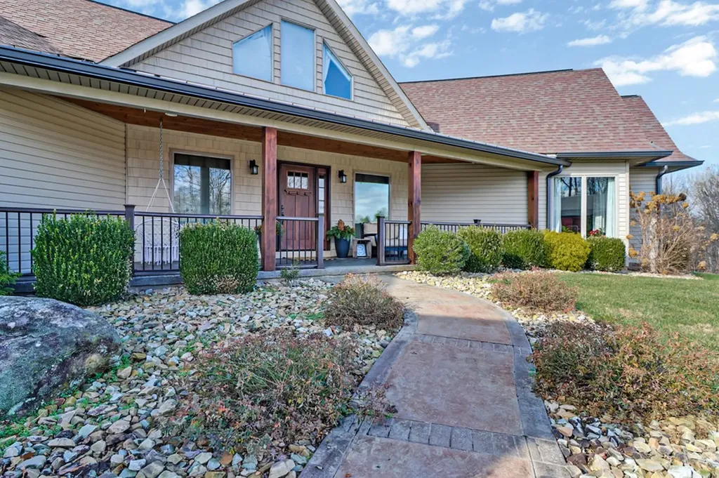 370 Randolph Road Crossville TN 38555