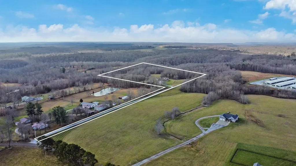 370 Randolph Road Crossville TN 38555