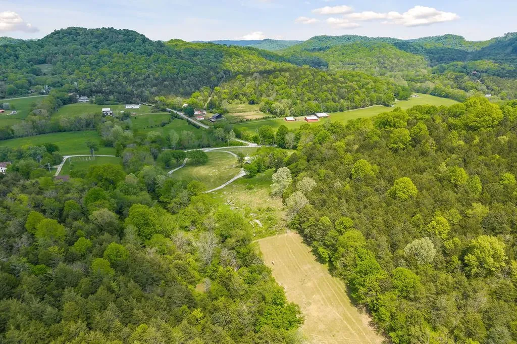 14436 Indian Springs Road Buffalo Valley TN 38548
