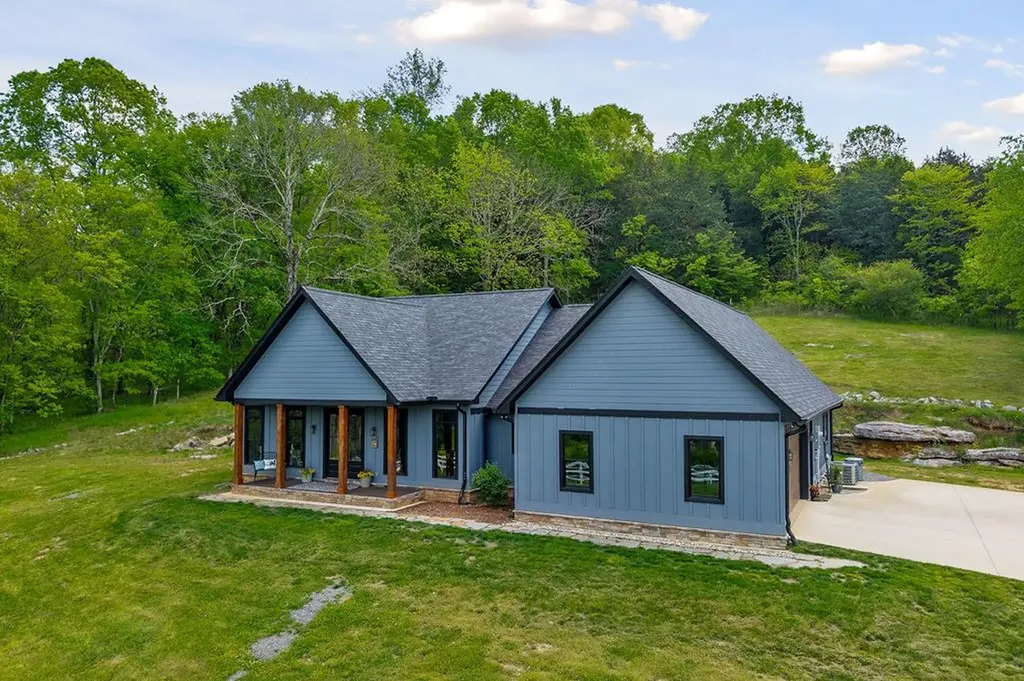 14436 Indian Springs Road Buffalo Valley TN 38548