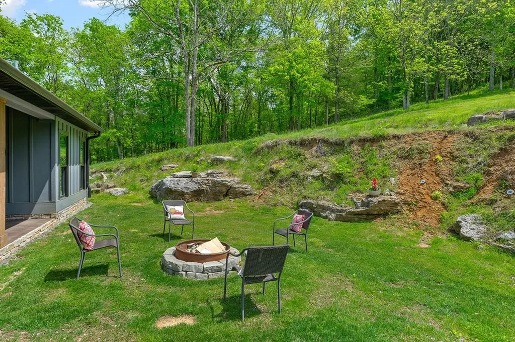 14436 Indian Springs Road Buffalo Valley TN 38548