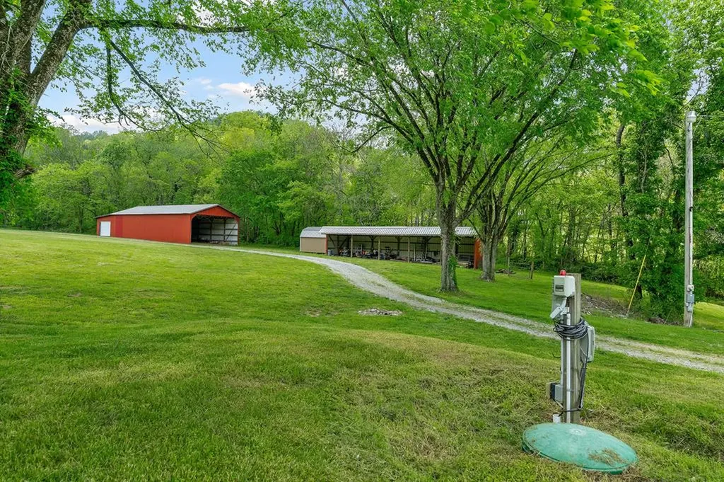 14436 Indian Springs Road Buffalo Valley TN 38548