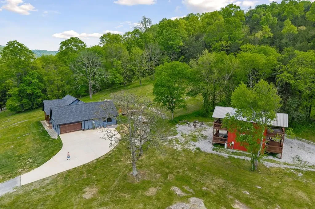 14436 Indian Springs Road Buffalo Valley TN 38548