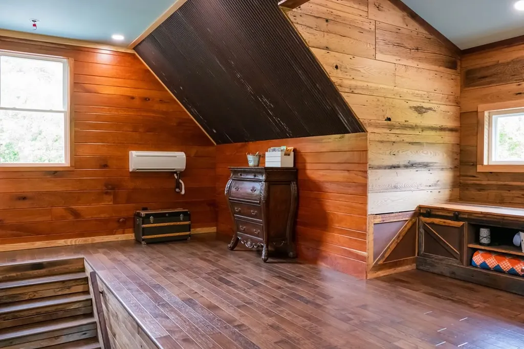 250 Woodard Hollow Lane Gainesboro TN 38562