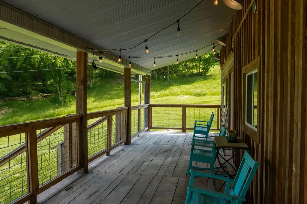 250 Woodard Hollow Lane Gainesboro TN 38562