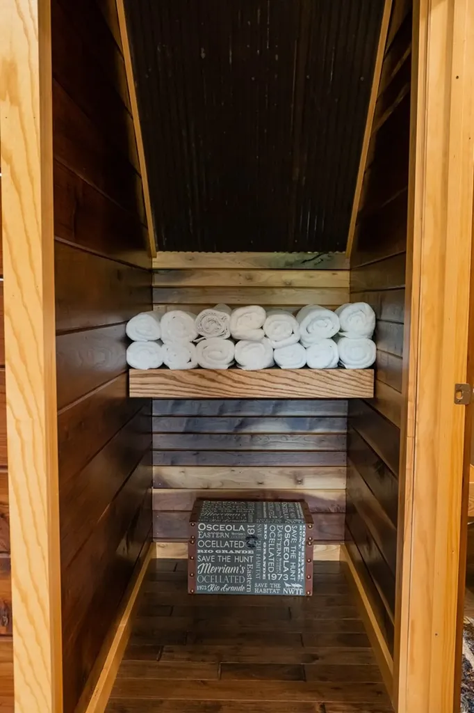 250 Woodard Hollow Lane Gainesboro TN 38562