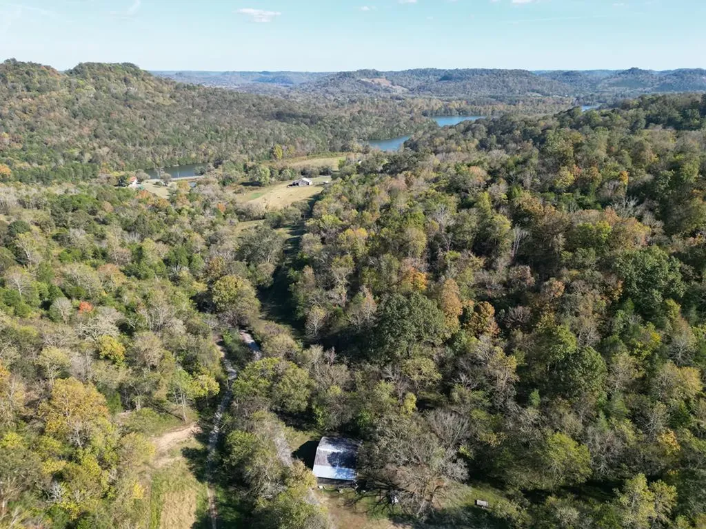 250 Woodard Hollow Lane Gainesboro TN 38562