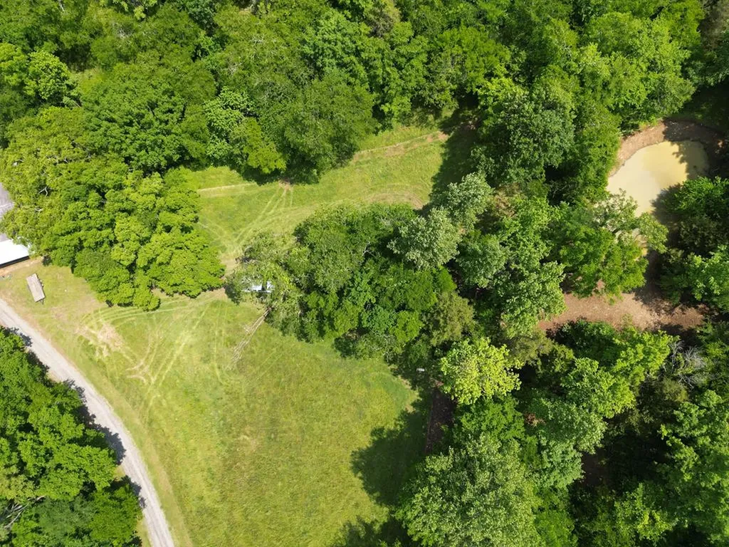 250 Woodard Hollow Lane Gainesboro TN 38562