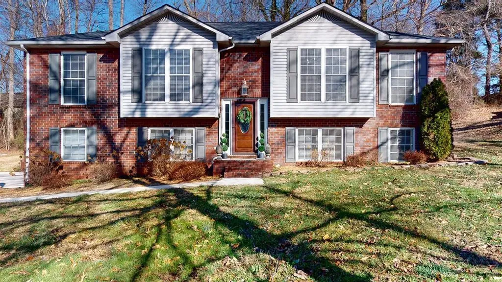 1920 Bay View Drive Cookeville TN 38506